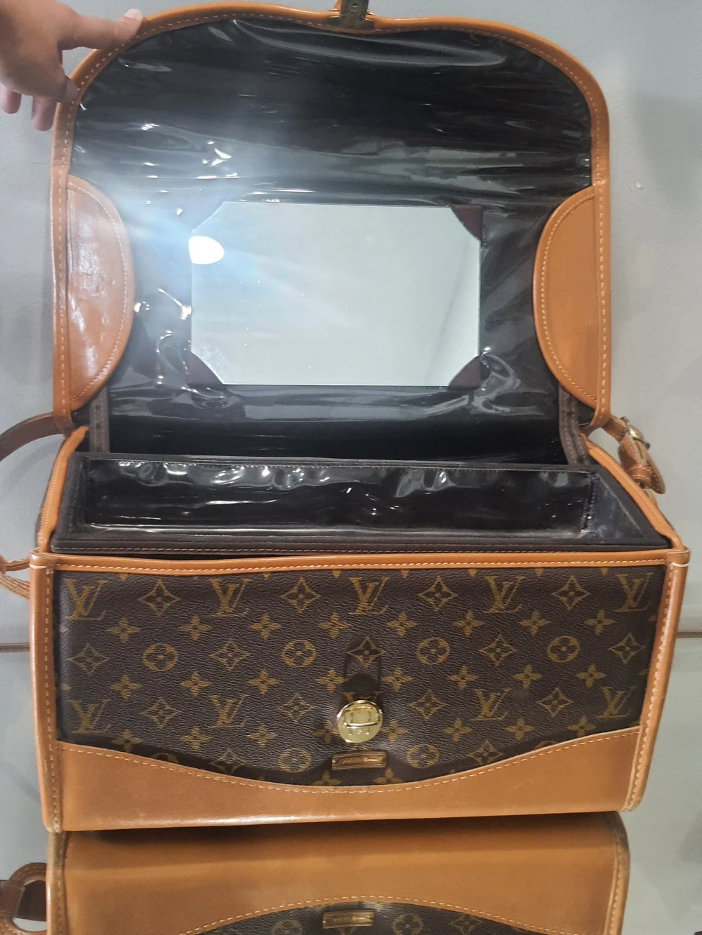 Louis Vuitton Brown Monogram French Company Train Case
